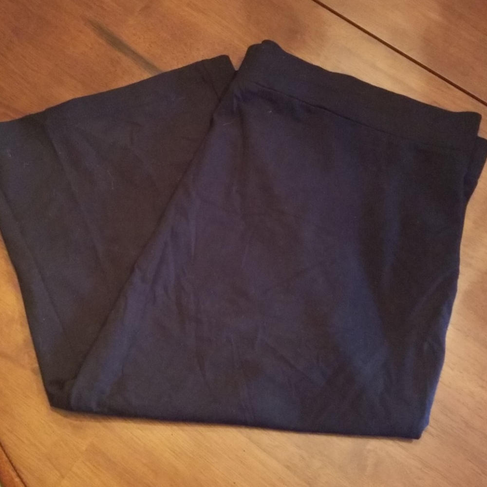Basic black skirt